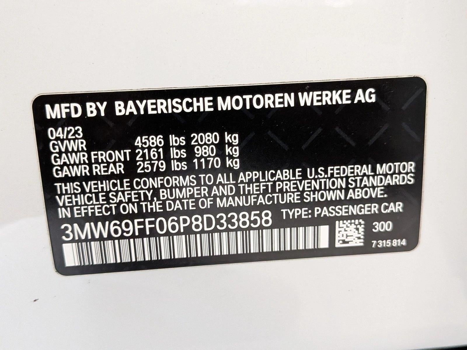 2023 BMW 330i Sedan