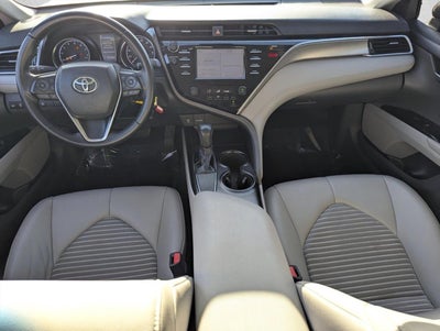2018 Toyota Camry SE Auto (SE)