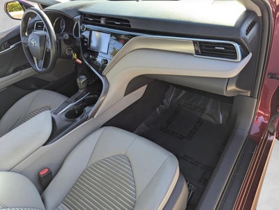 2018 Toyota Camry SE Auto (SE)