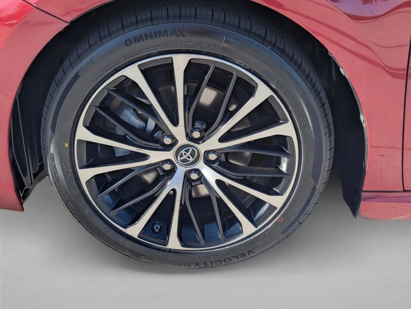 2018 Toyota Camry SE Auto (SE)