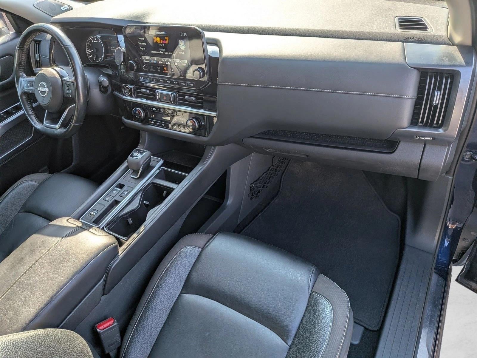 2023 Nissan Pathfinder SL 2WD