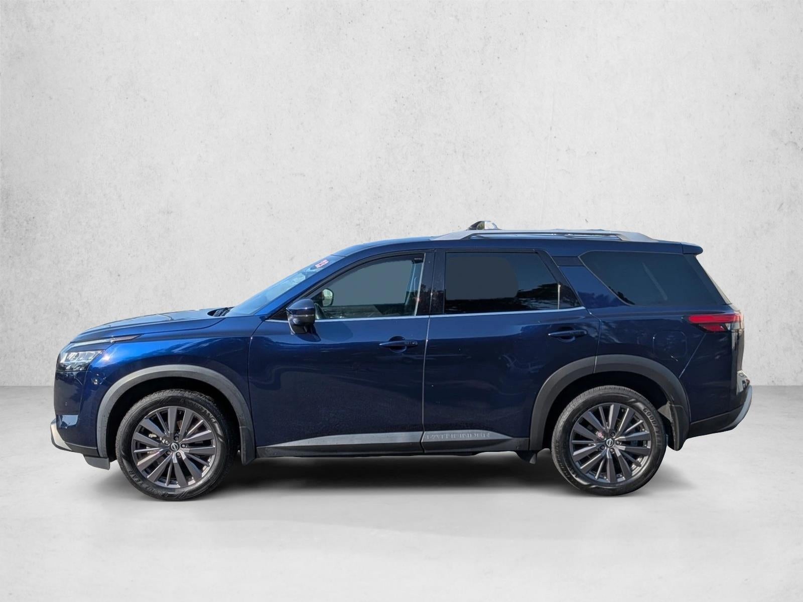 2023 Nissan Pathfinder SL 2WD