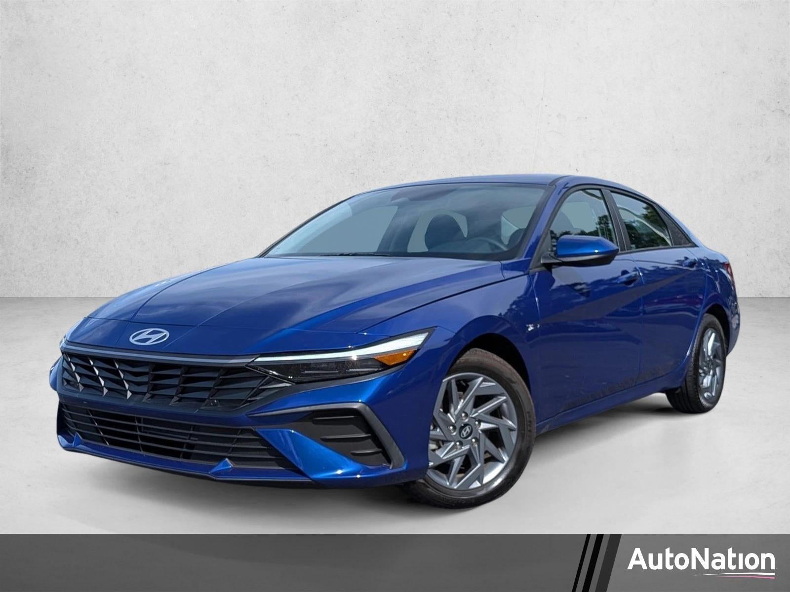 2024 Hyundai ELANTRA SEL IVT