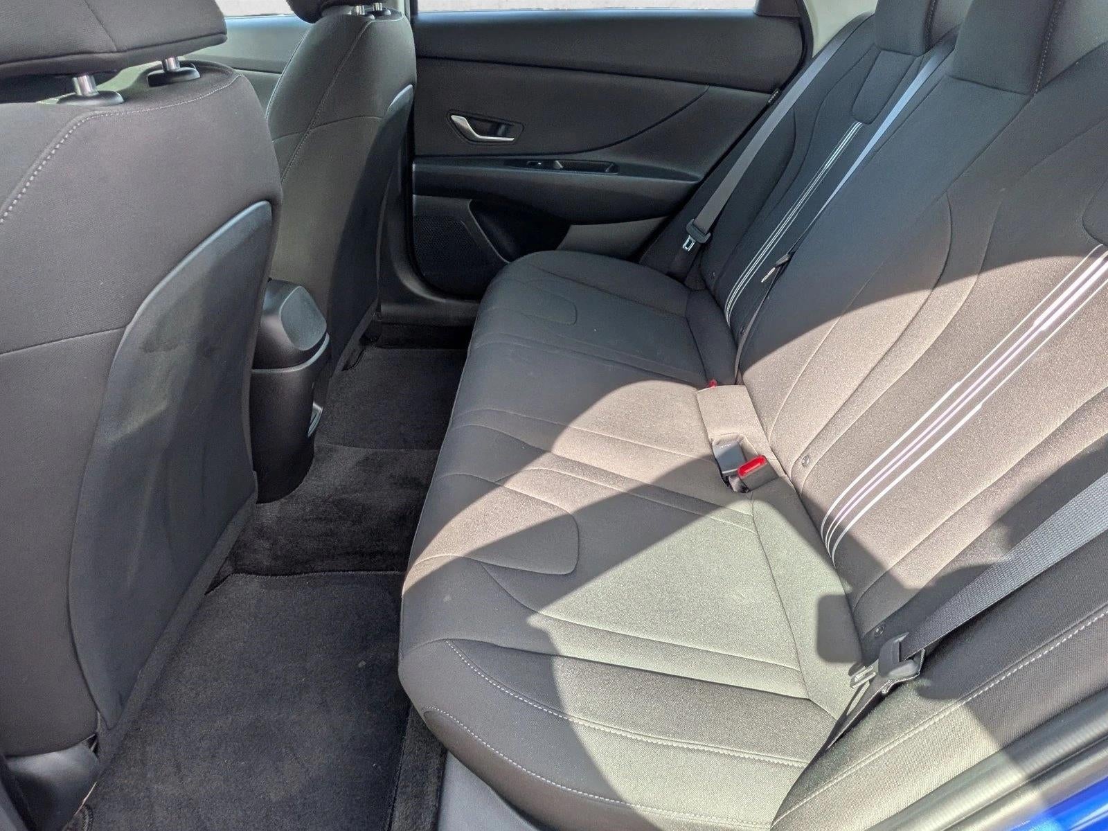 2024 Hyundai ELANTRA SEL IVT