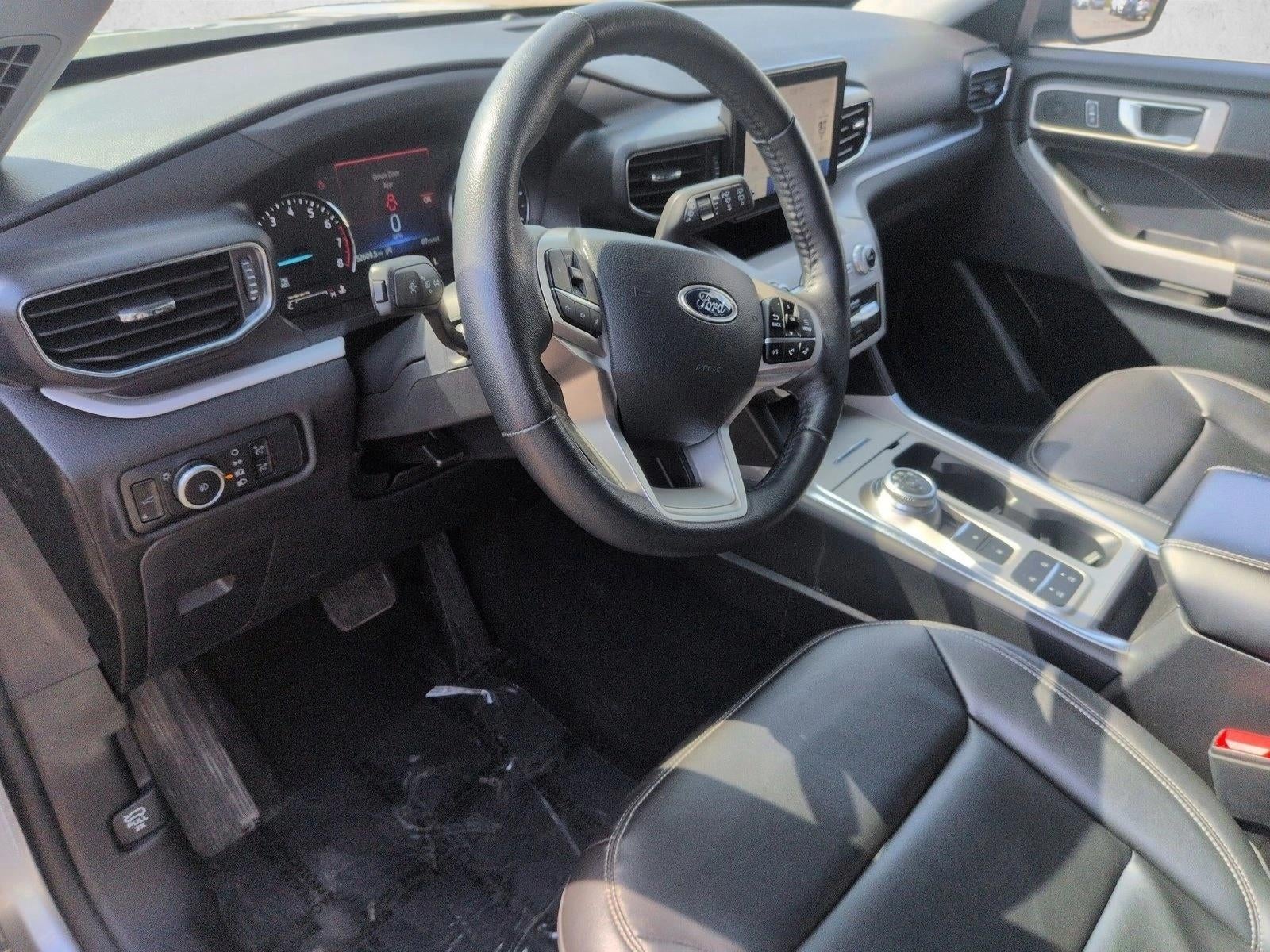2024 Ford Explorer XLT RWD