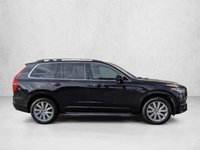 2017 Volvo XC90 T6 AWD 7-Passenger Momentum