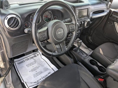 2014 Jeep Wrangler Unlimited 4WD 4dr Sahara