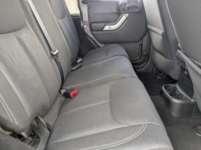 2014 Jeep Wrangler Unlimited 4WD 4dr Sahara