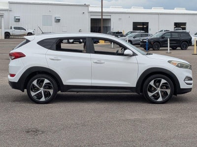 2016 Hyundai TUCSON FWD 4dr Sport w/Beige Int