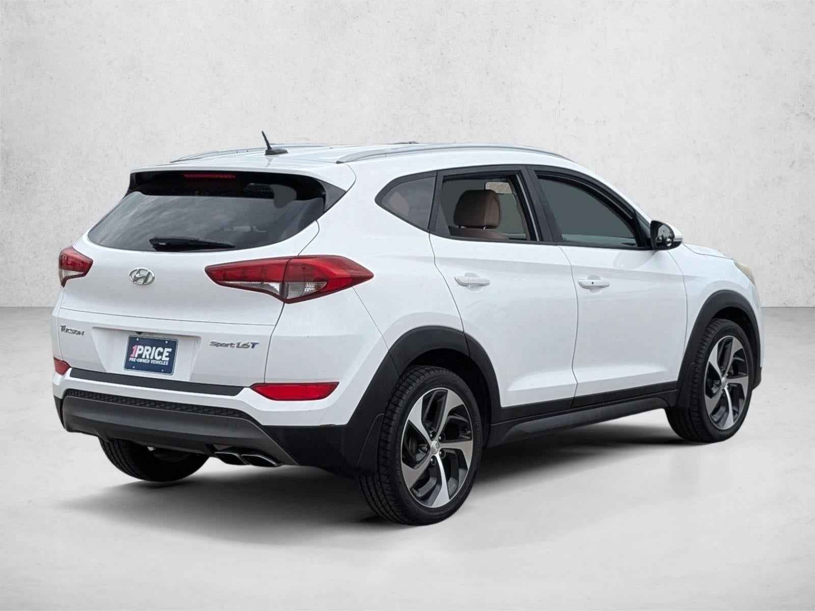 2016 Hyundai TUCSON FWD 4dr Sport w/Beige Int