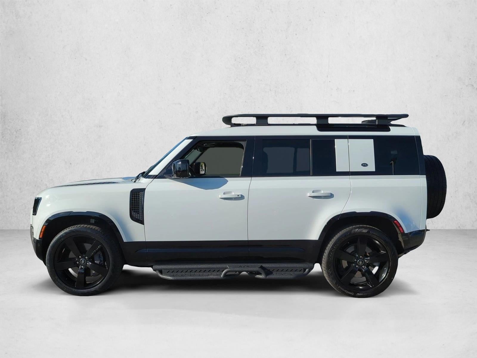 2022 Land Rover Defender 110 X-Dynamic SE AWD