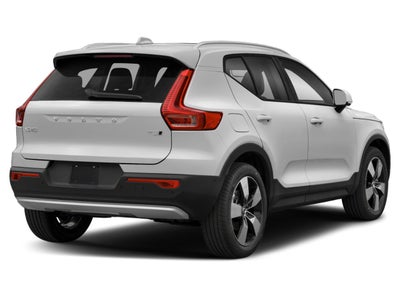 2020 Volvo XC40 T4 FWD Momentum