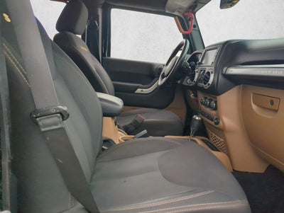 2014 Jeep Wrangler Unlimited 4WD 4dr Sahara