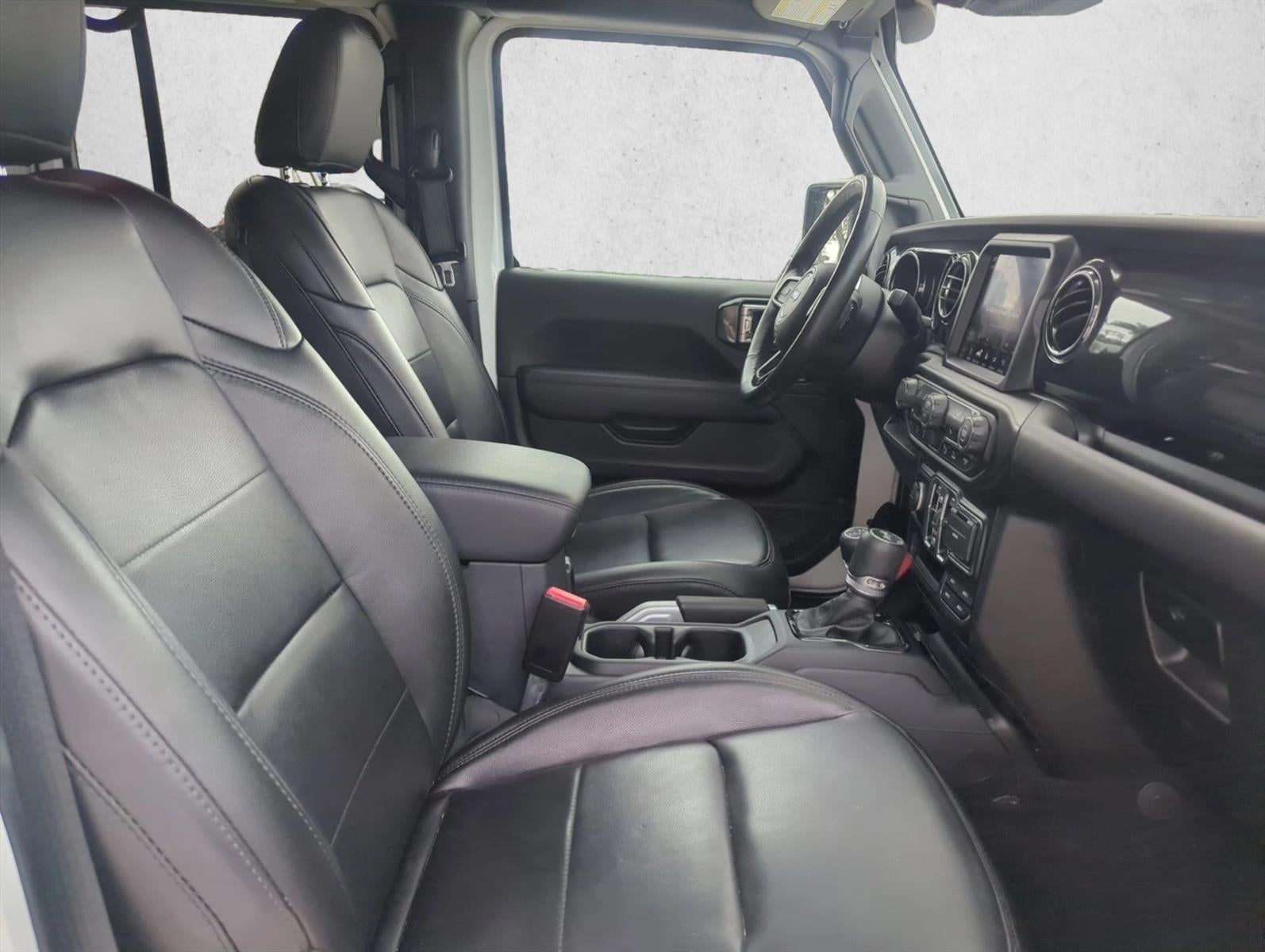 2021 Jeep Wrangler Unlimited Sahara Altitude 4x4