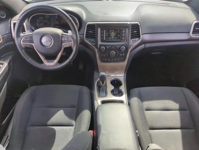 2017 Jeep Grand Cherokee Laredo 4x2