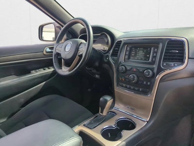 2017 Jeep Grand Cherokee Laredo 4x2