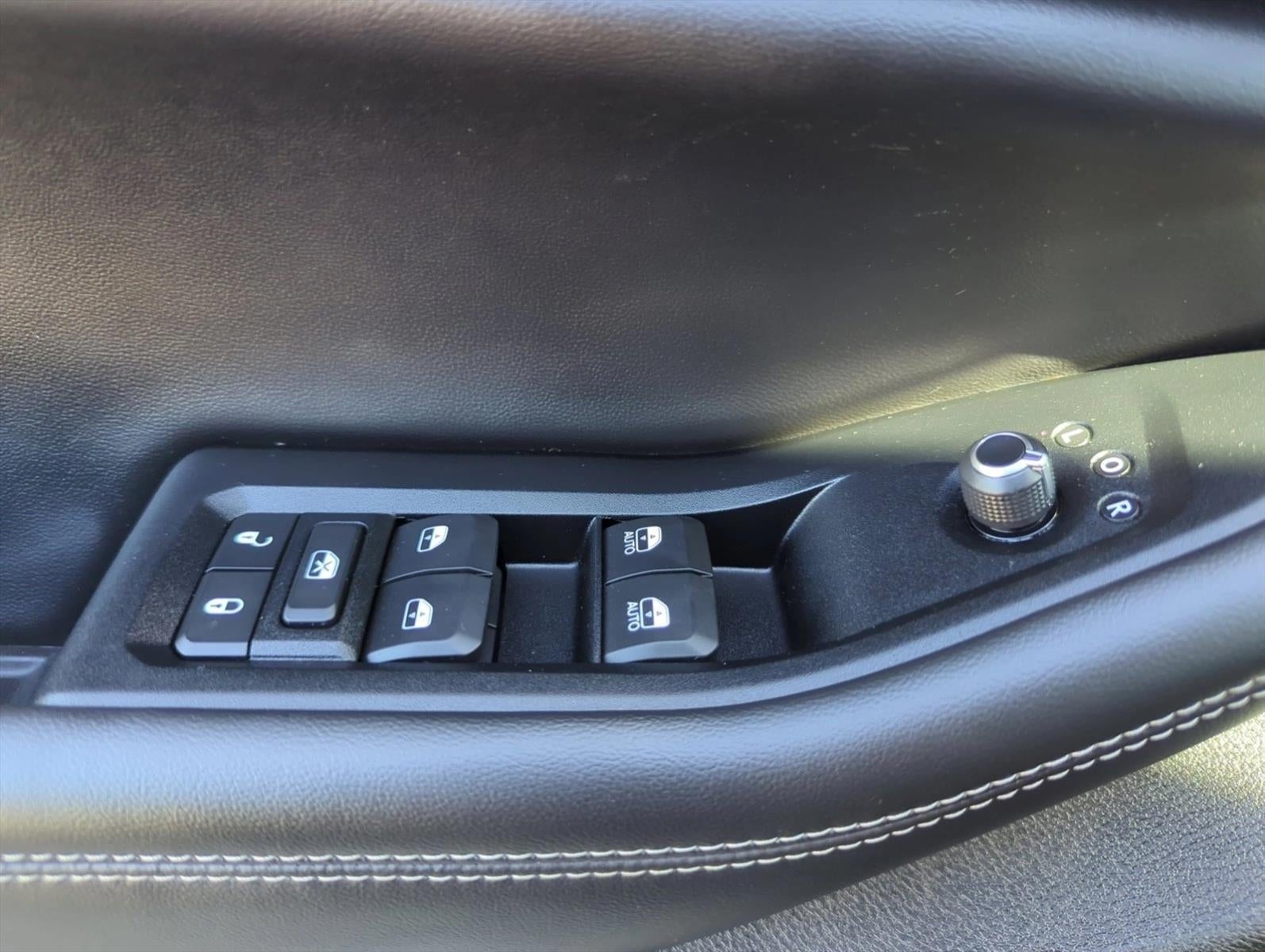 2024 Jeep Grand Cherokee Laredo X 4x2