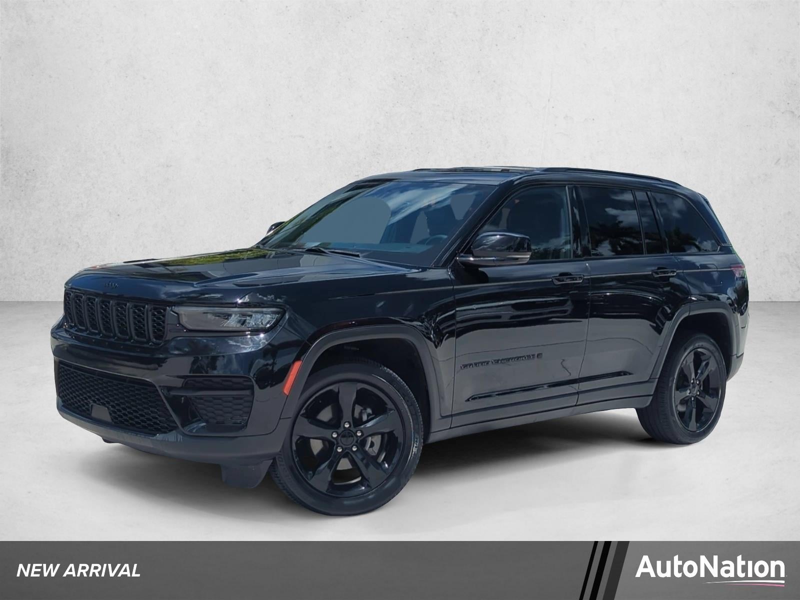 2023 Jeep Grand Cherokee Altitude 4x2
