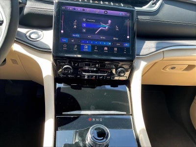 2025 Jeep Grand Cherokee Limited 4x2