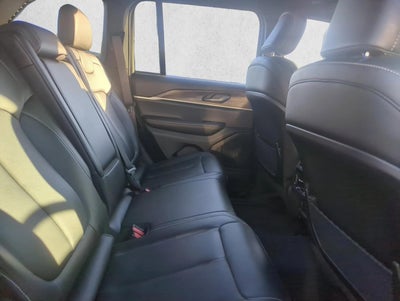 2025 Jeep Grand Cherokee Limited 4x2