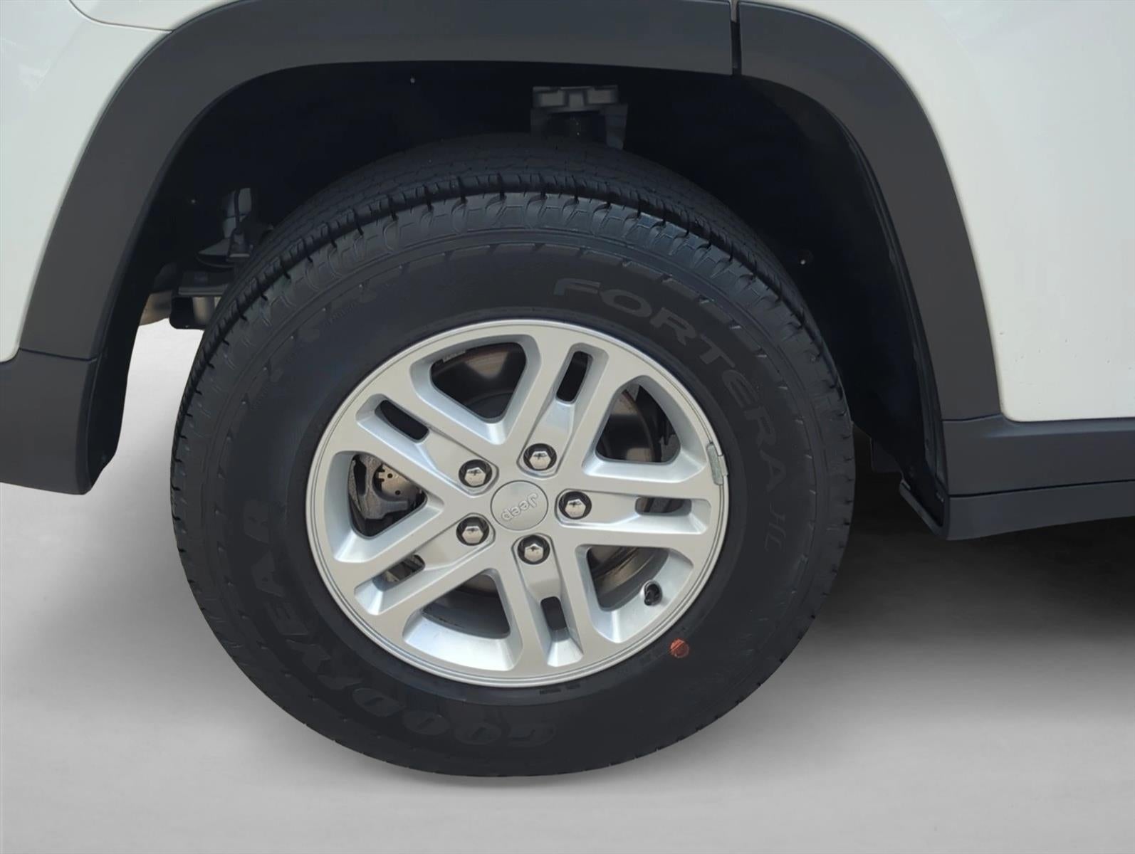 2024 Jeep Grand Cherokee Laredo 4x4