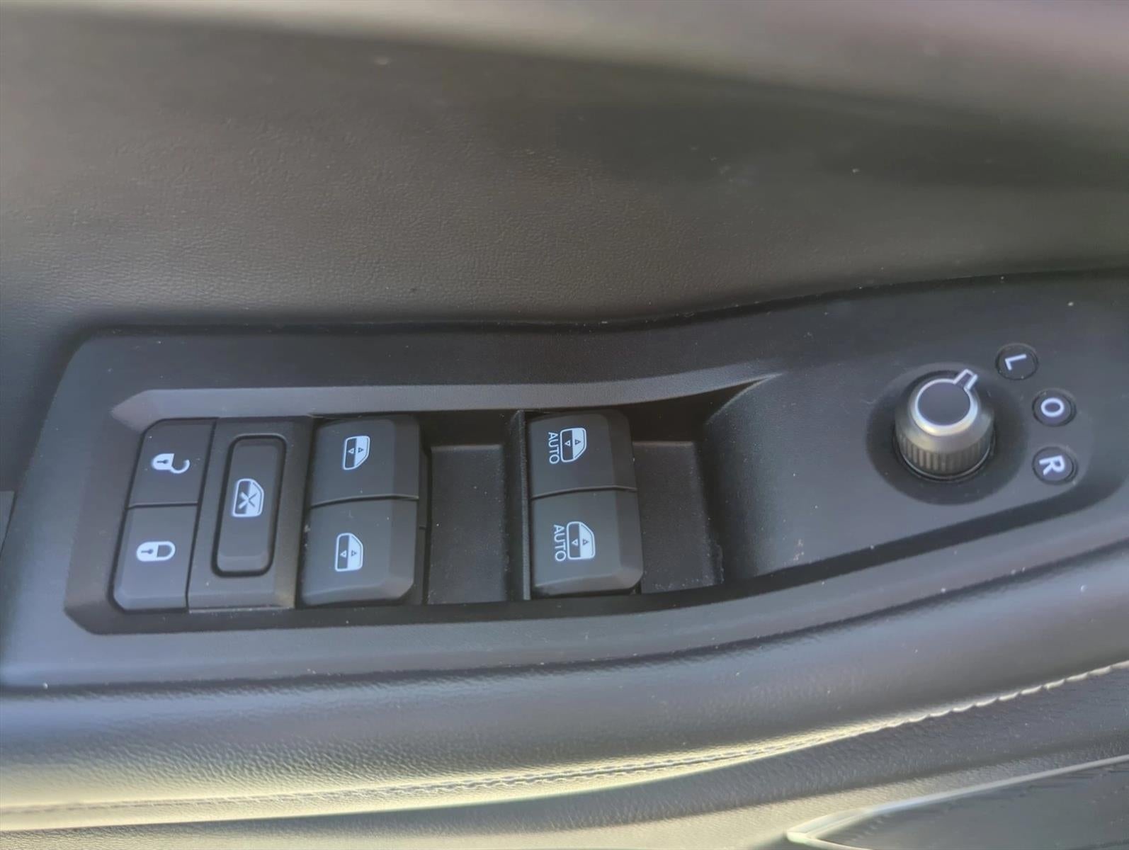2022 Jeep Grand Cherokee L Altitude 4x2