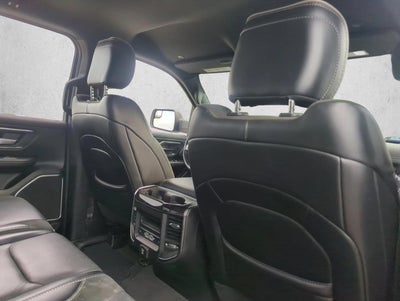 2019 RAM 1500 Laramie 4x2 Crew Cab 5'7" Box