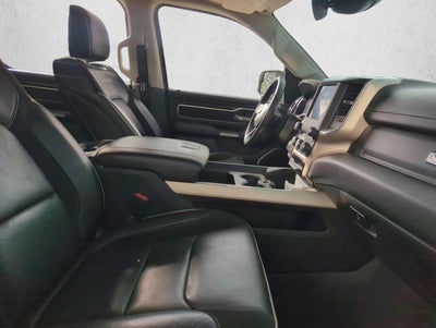2022 RAM 1500 Laramie 4x2 Crew Cab 5'7" Box