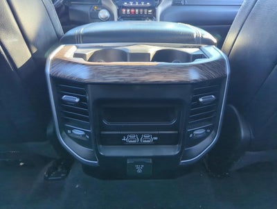 2020 RAM 1500 Laramie 4x2 Crew Cab 5'7" Box