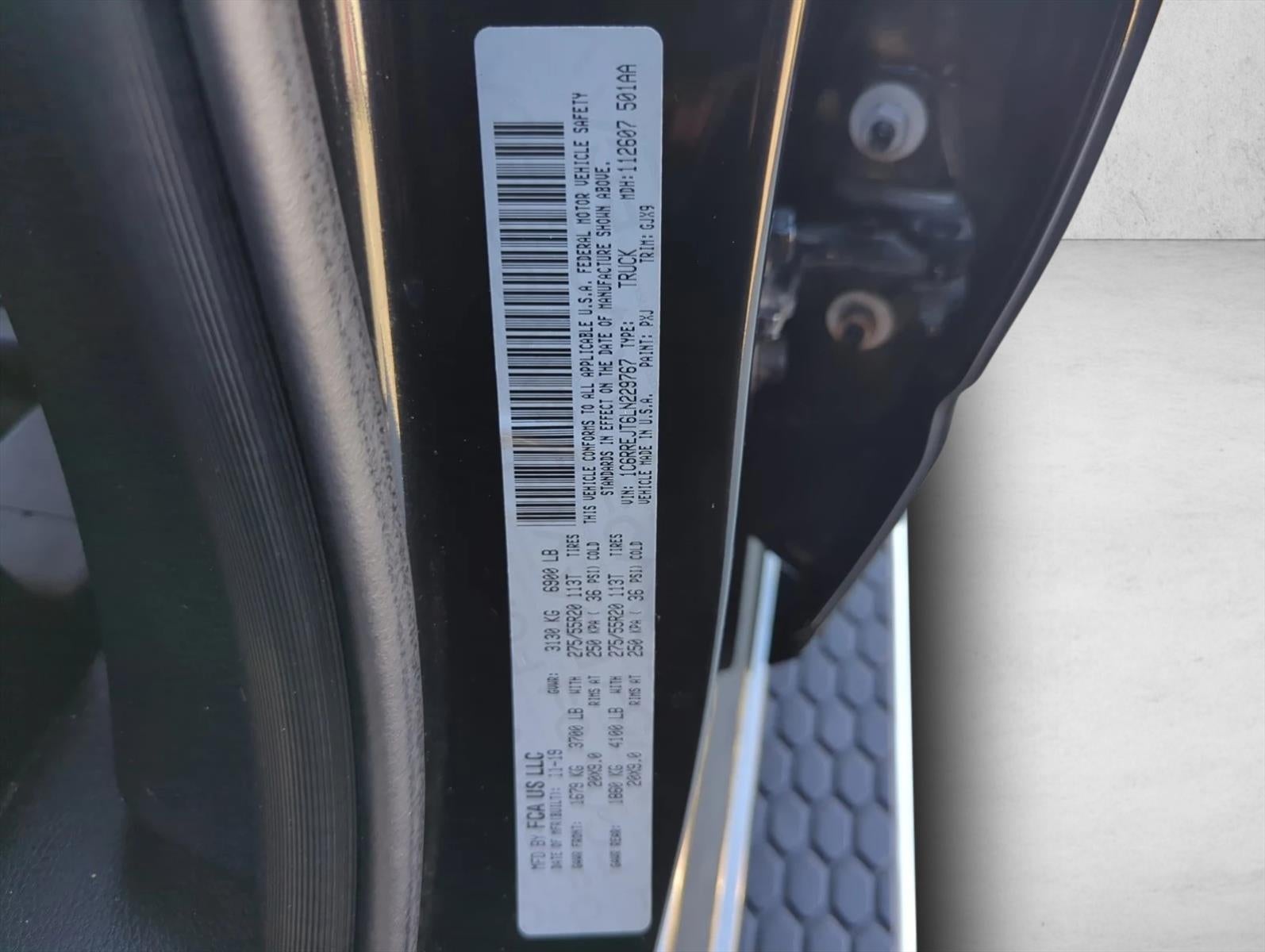 2020 RAM 1500 Laramie 4x2 Crew Cab 5'7" Box