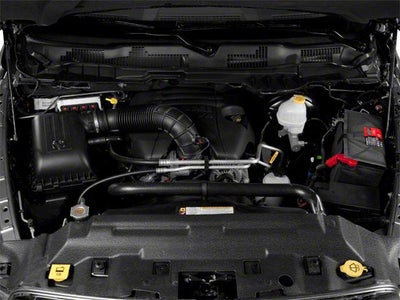 2011 RAM 1500 2WD Crew Cab 5.7 Ft Box Laramie