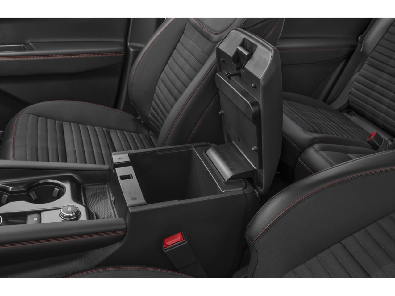 2025 Ford Explorer ST-Line RWD
