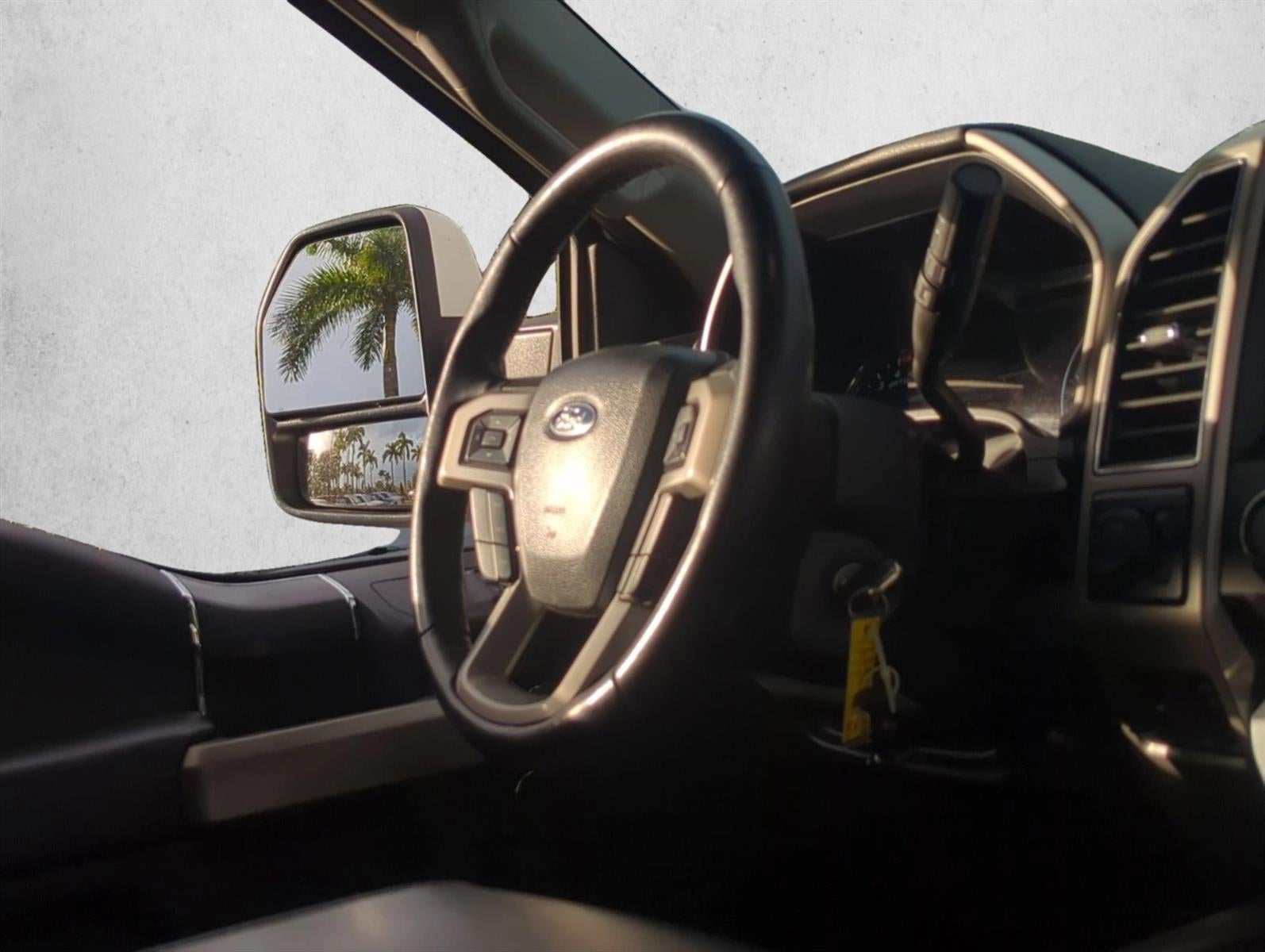 2021 Ford Super Duty F-250 SRW LARIAT 4WD Crew Cab 6.75' Box