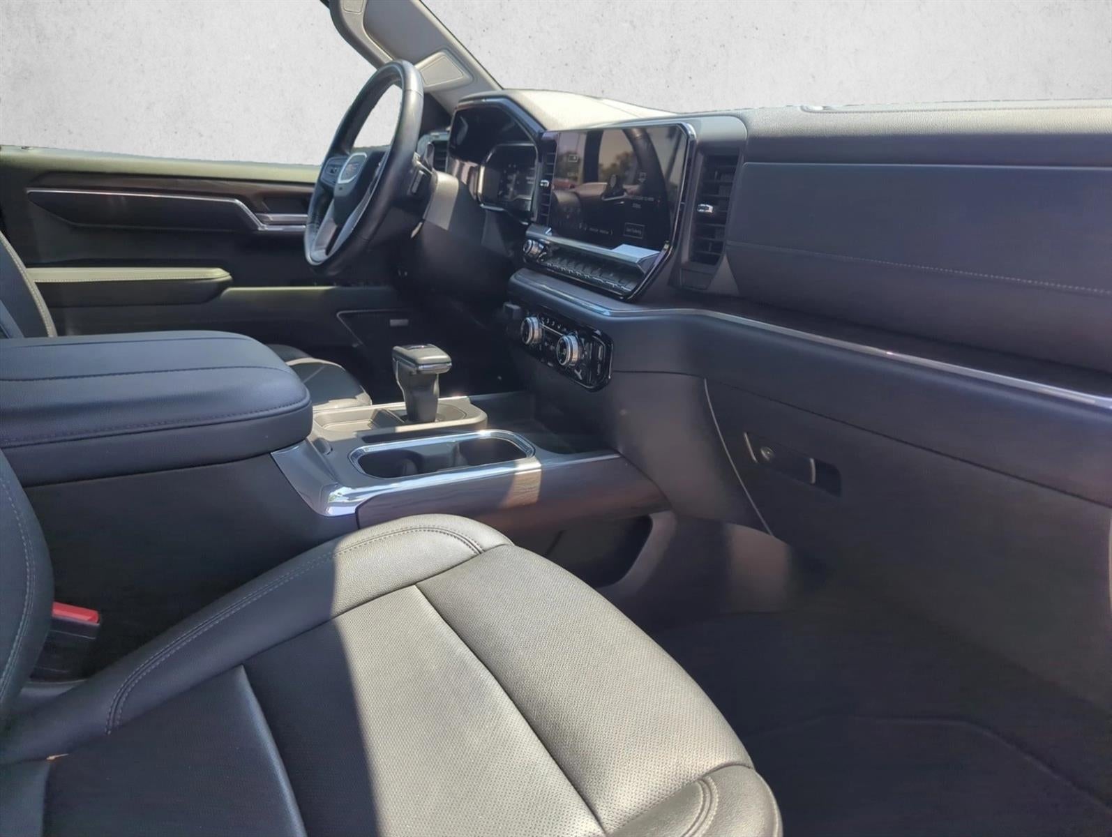 2024 GMC Sierra 1500 Crew Cab Short Box 4-Wheel Drive SLT