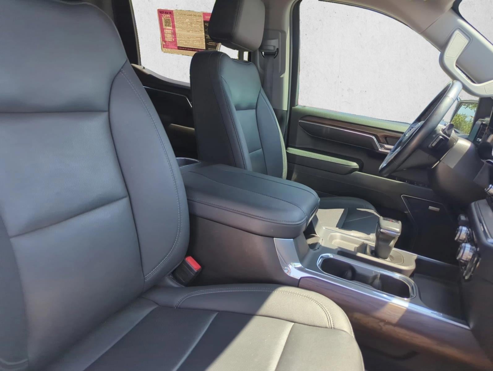 2024 GMC Sierra 1500 Crew Cab Short Box 4-Wheel Drive SLT