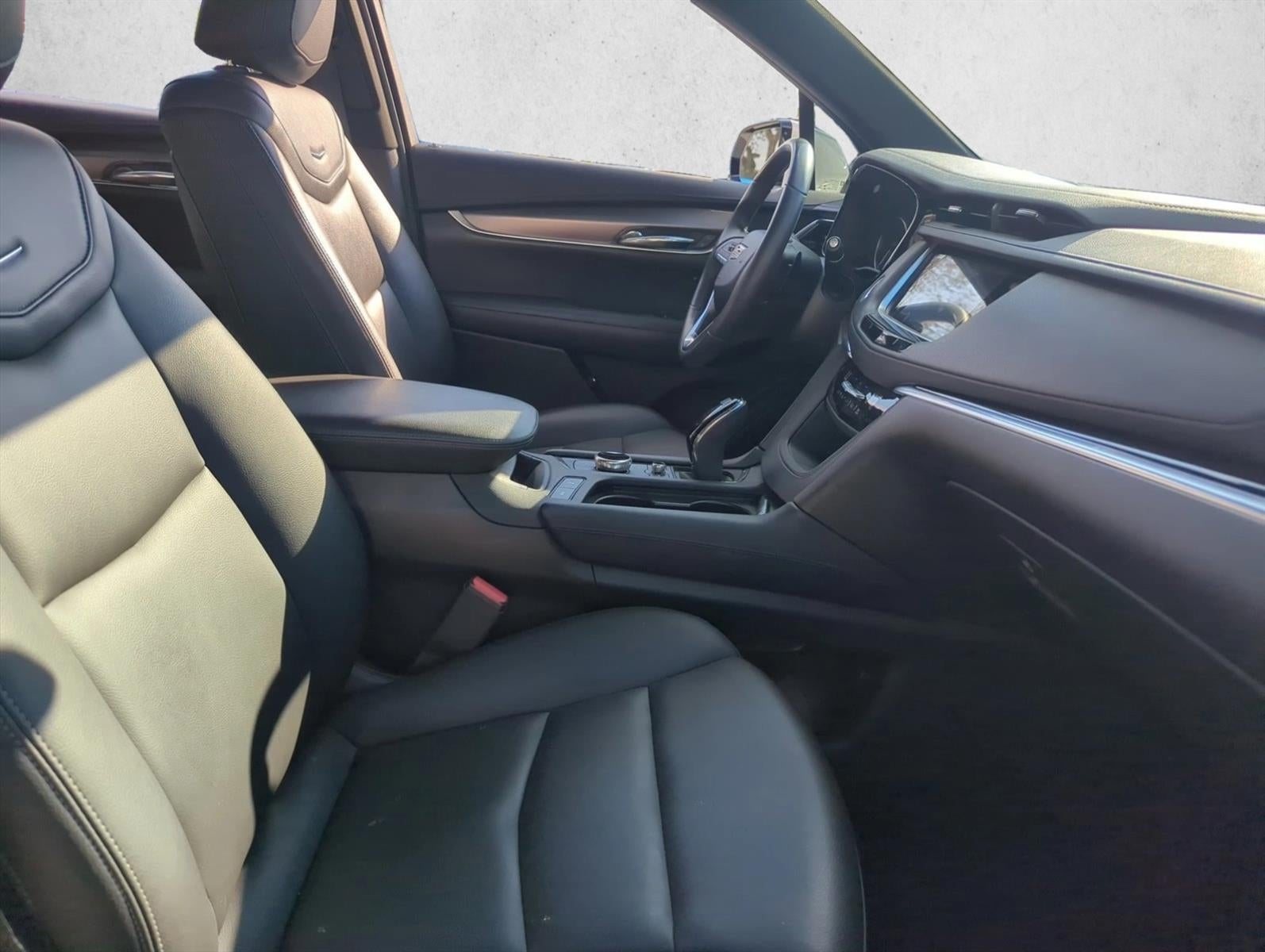 2023 Cadillac XT6 FWD 4dr Luxury