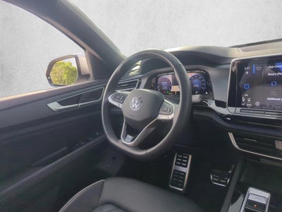 2025 Volkswagen Atlas Cross Sport 2.0T SEL Premium R-Line 4MOTION