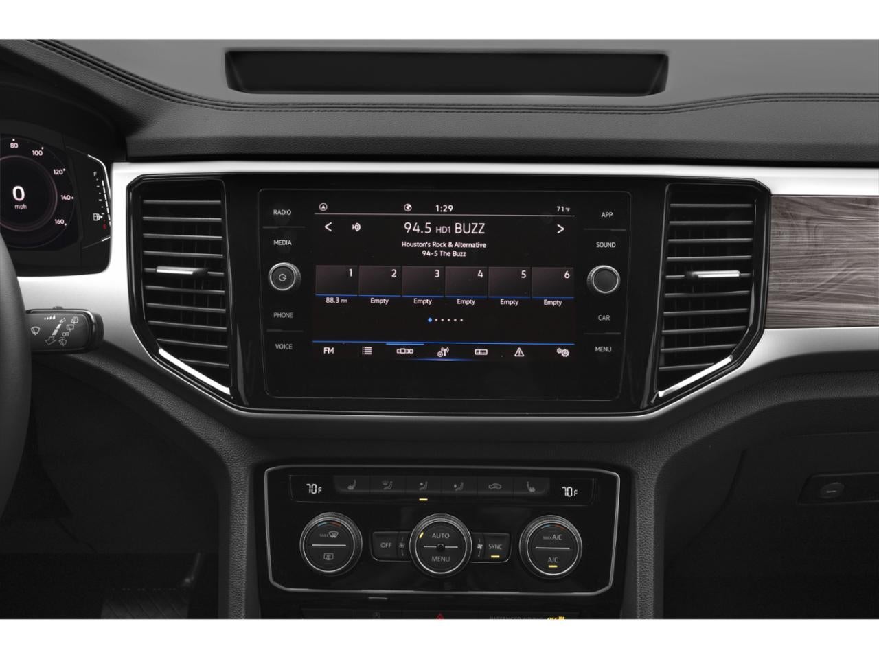 2023 Volkswagen Atlas Cross Sport 3.6L V6 SE w/Technology FWD