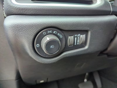 2025 Chrysler Pacifica Select AWD