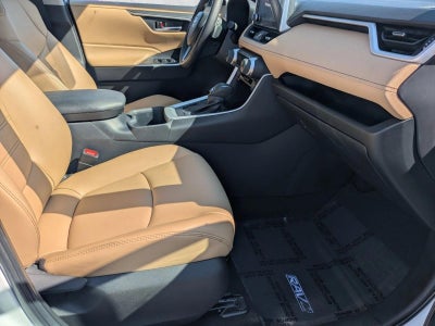 2023 Toyota RAV4 XLE Premium FWD (Natl)