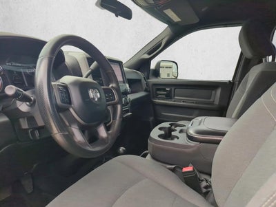 2022 RAM 3500 Tradesman 4x4 Crew Cab 8' Box