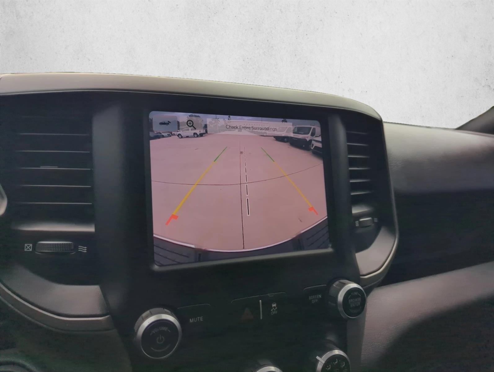 2022 RAM 3500 Tradesman 4x4 Crew Cab 8' Box