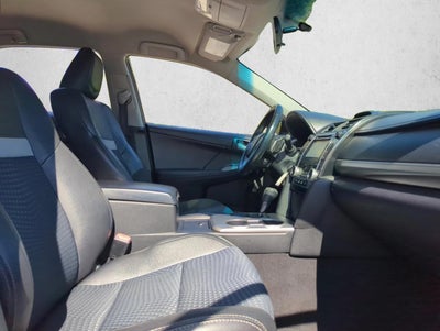 2012 Toyota Camry 4dr Sdn I4 Auto SE (Natl)