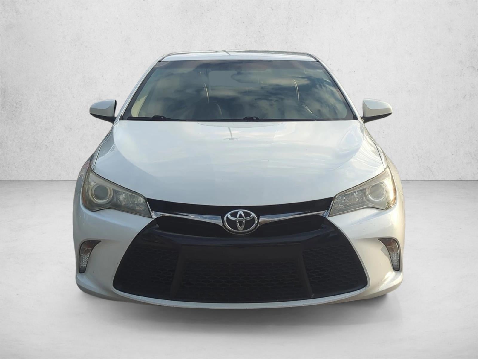 2017 Toyota Camry SE Auto (SE)