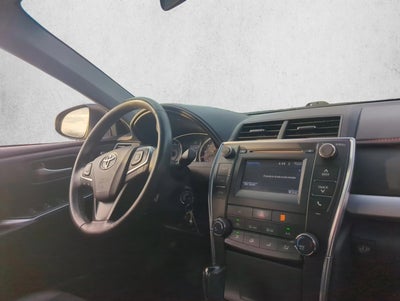 2017 Toyota Camry SE Auto (SE)