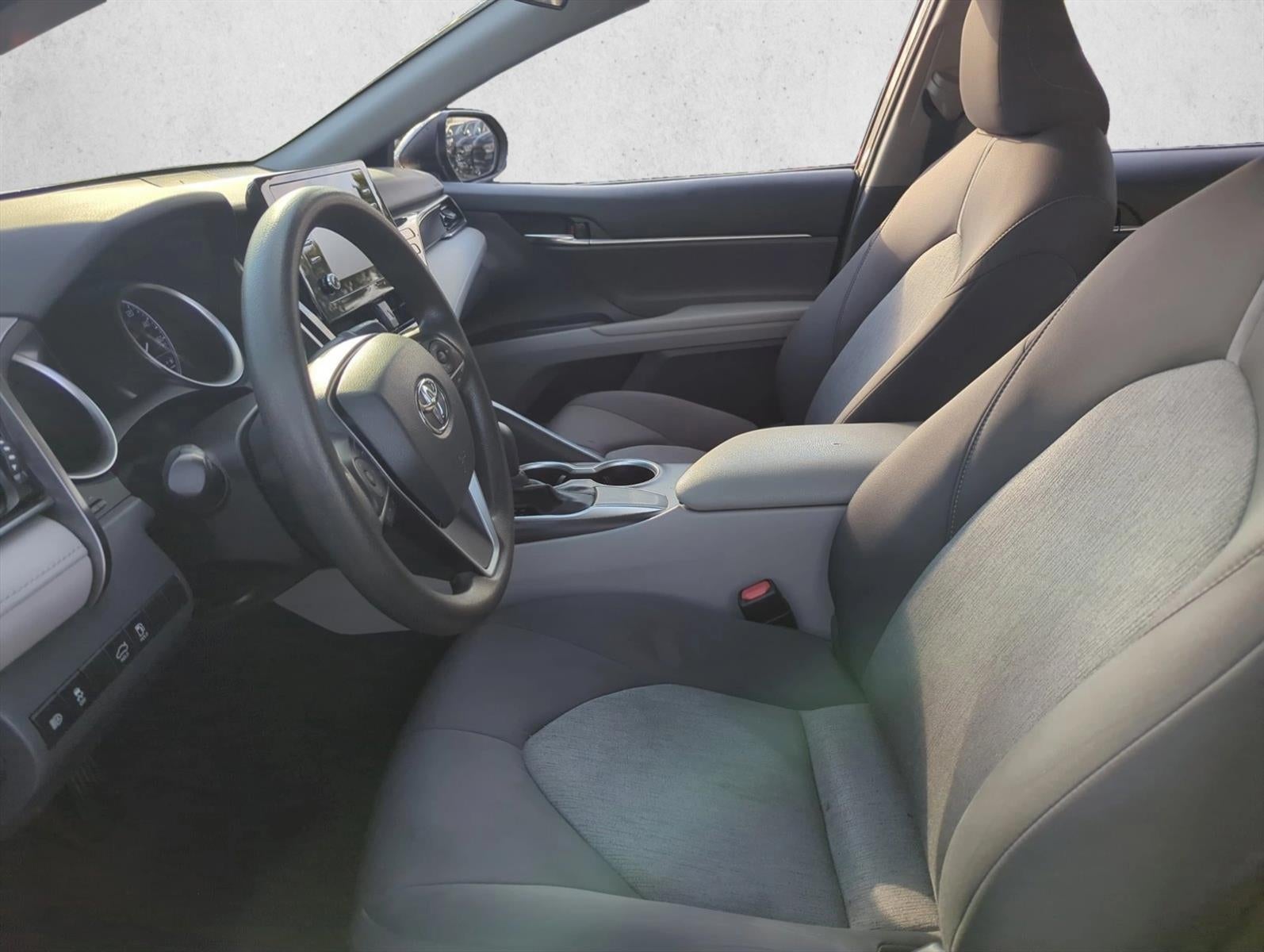 2021 Toyota Camry LE Auto (SE)