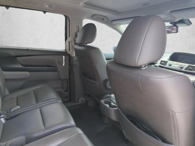 2016 Honda Odyssey Touring Elite with DVD Rear Entertainment System and Navigation