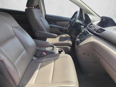 2016 Honda Odyssey Touring Elite with DVD Rear Entertainment System and Navigation