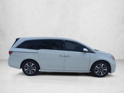 2016 Honda Odyssey Touring Elite with DVD Rear Entertainment System and Navigation