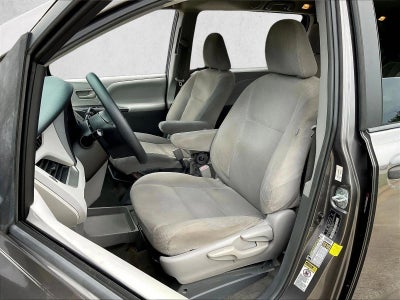 2017 Toyota Sienna L FWD 7-Passenger (Natl)